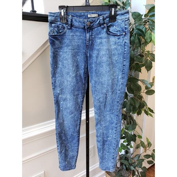 Cabi Jeans Style #920 Blue Distressed Skinny Stretch Denim Pants Size 10 - Picture 1 of 11